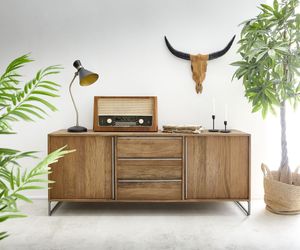 DELIFE Sideboard Odon 175x45cm Natur Exotic Wood 2 Türen und 3 Schübe, Kommoden & Schränke